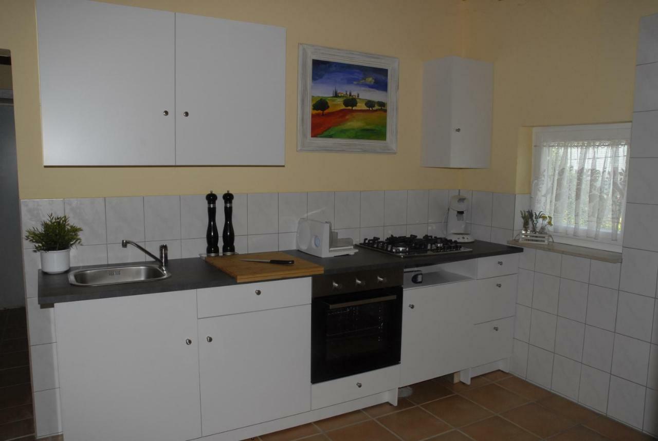 Ferienwohnung Au Pajot Ambax エクステリア 写真